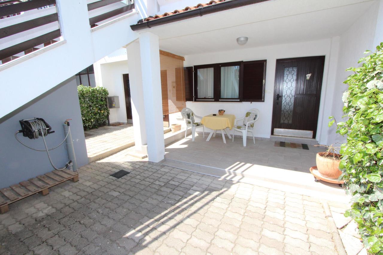 Apartment Irena Pula Exterior foto